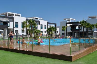 Ullakkohuoneisto Oasis Beach La Zenia 2 Nº 074 in España Casas