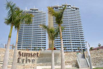 Apartamento en Sunset Drive Benidorm Nº 1073 in España Casas